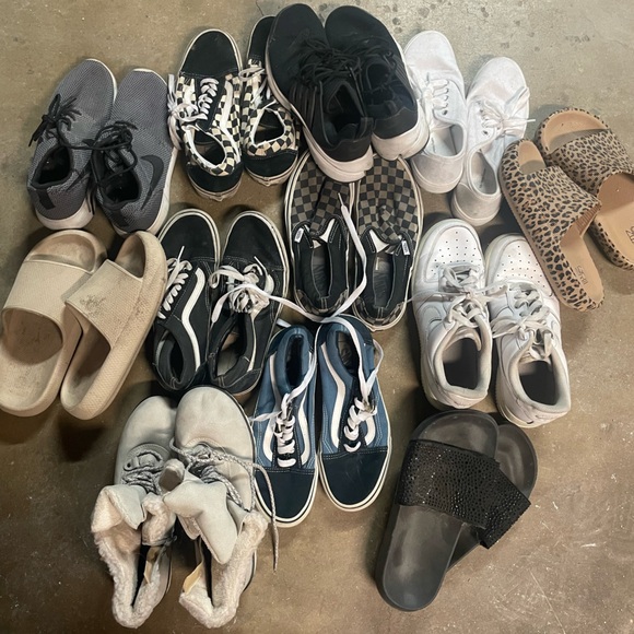 Shoes - Old Shoe Lot
